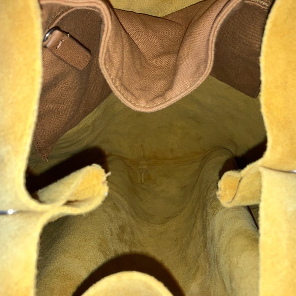 Mustard, yellow suede hobo bag - Picture 7 of 7